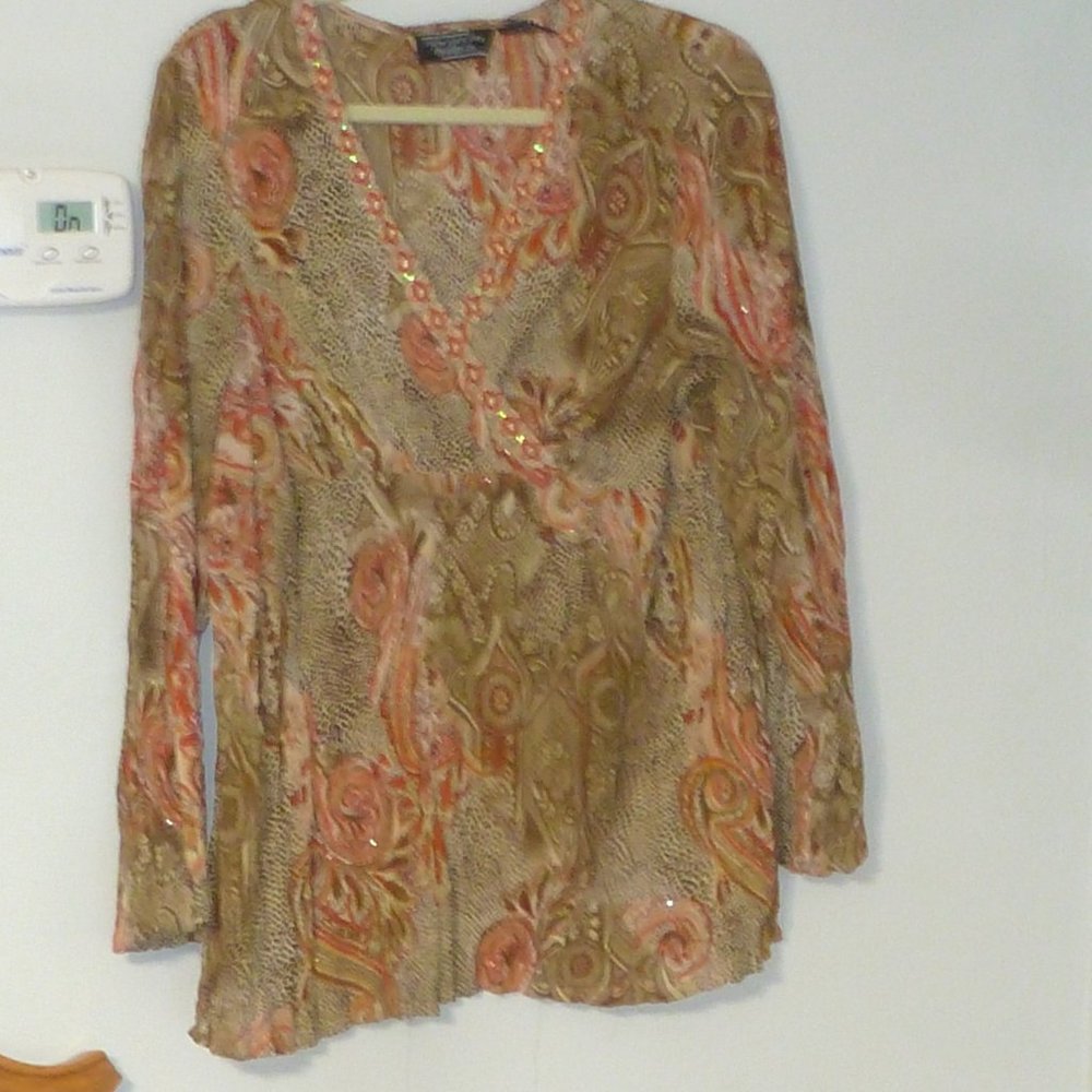 New York City Design Co-  Cute  Boho/ Hippie Vintage  Long sleeve tunic  Sz L